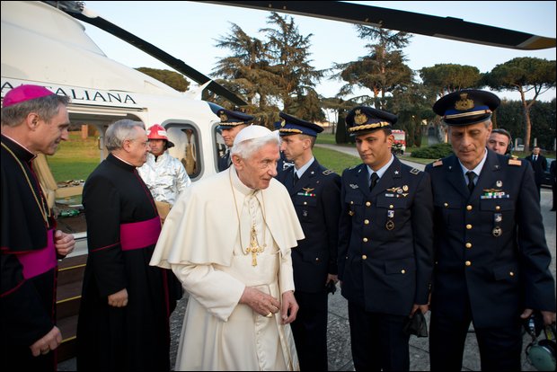 L’Aeronautica saluta Papa Benedetto XVI