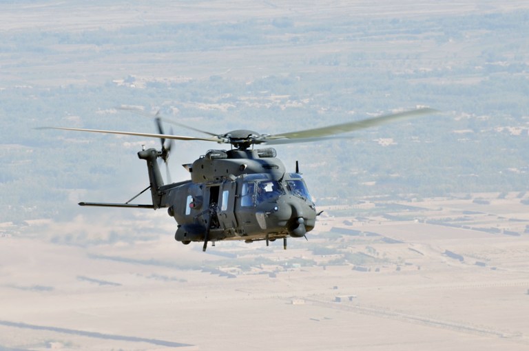 5. NH90 in volo
