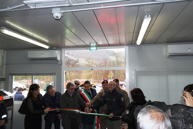 Forze Armate consegnano villaggio abitativo a Pieve Torina
